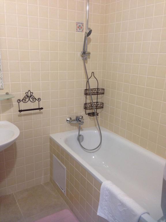 Gil Apartments, On Mynaiska 18 Uzjhorod Eksteriør bilde