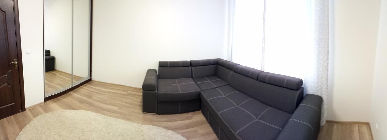 Gil Apartments, On Mynaiska 18 Uzjhorod Eksteriør bilde