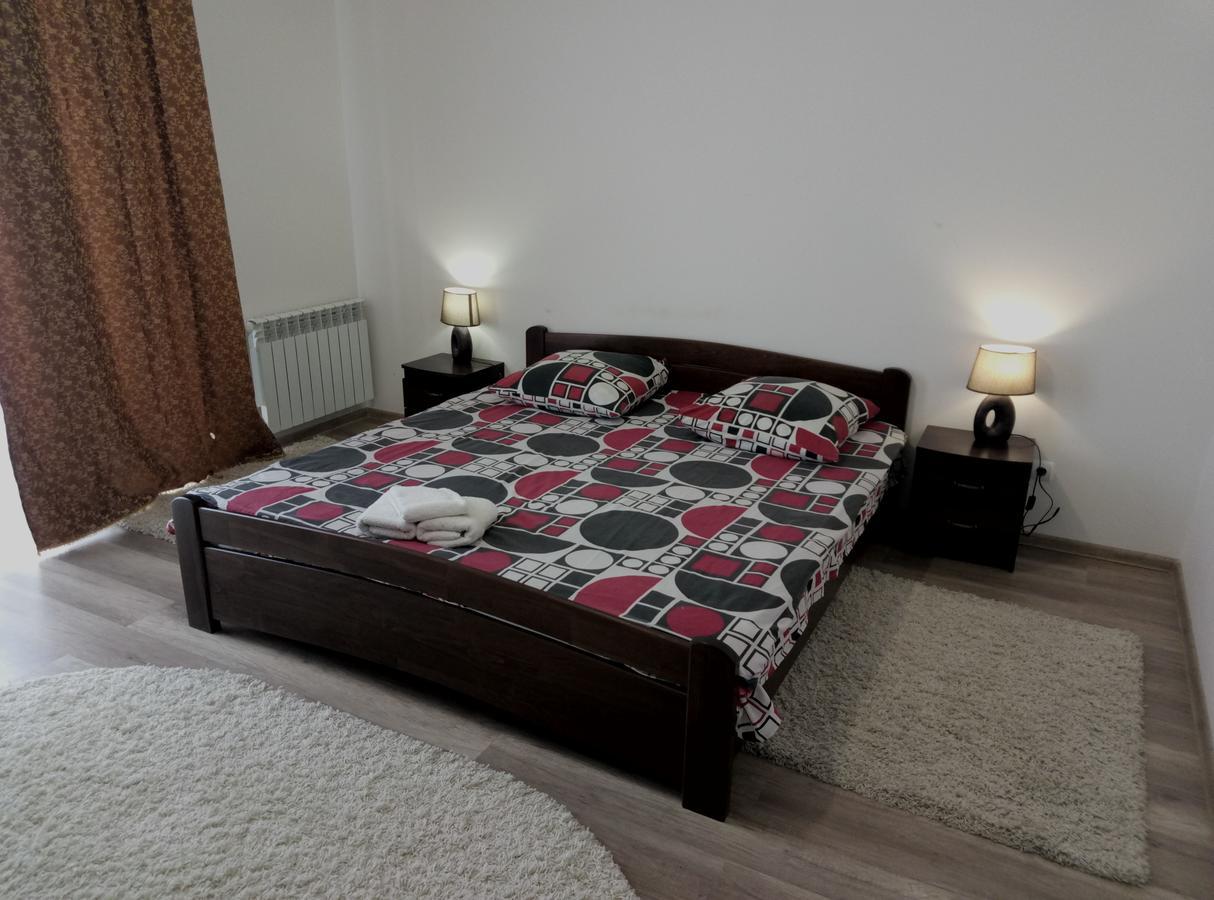 Gil Apartments, On Mynaiska 18 Uzjhorod Eksteriør bilde